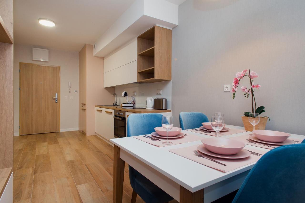 Shortstaypoland Apartamenty Warszawa Eksteriør billede